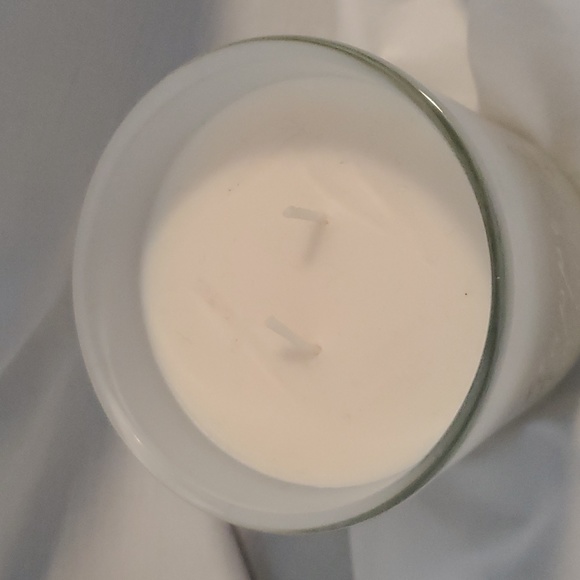 HAPPY HANUKKAH Scented Candle - Picture 3 of 5